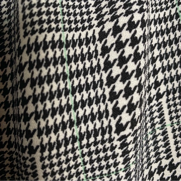 Plus Sz 3X Torrid Plaid Houndstooth SelfTie Tapered cuffed Pant - Picture 5 of 8